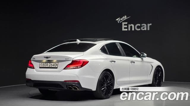 Genesis G70 2018 — ფოტო 1/20