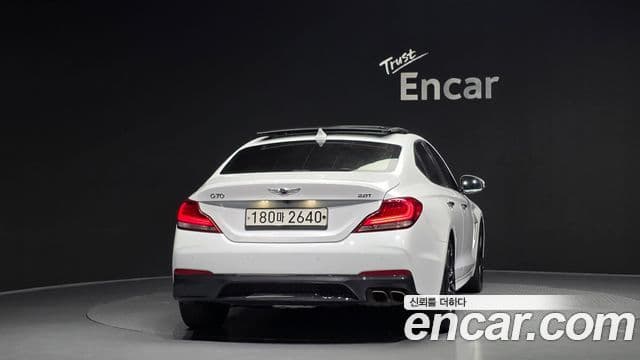 Genesis G70 2018 — ფოტო 3/20