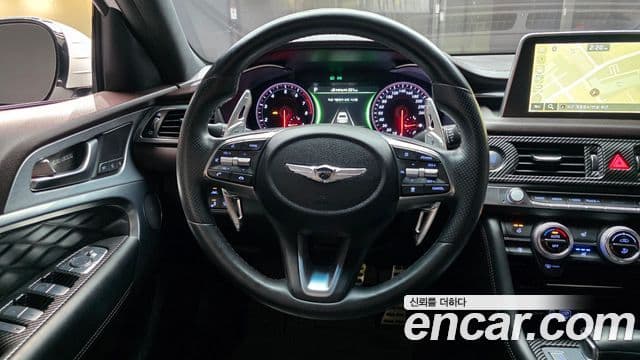 Genesis G70 2018 — ფოტო 13/20