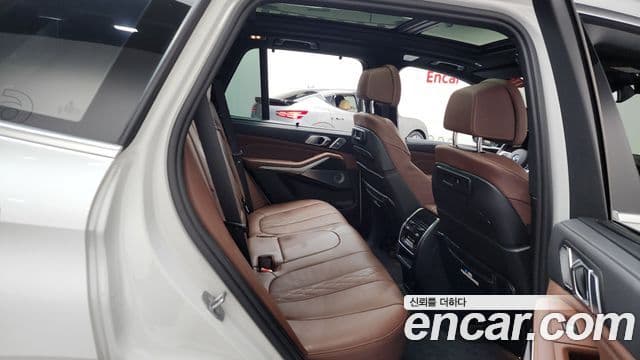 BMW X5 2022 — ფოტო 11/20