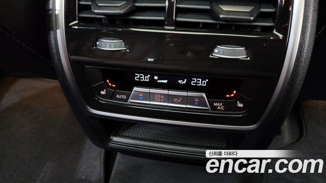 BMW X5 2022 — ფოტო 17/20