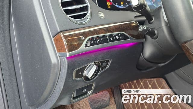 Mercedes-Benz S-Class 2020 — ფოტო 18/20