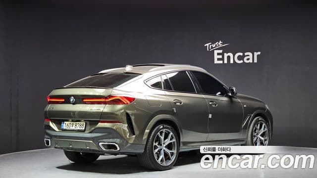 BMW X6 2021 — Photo 14/20