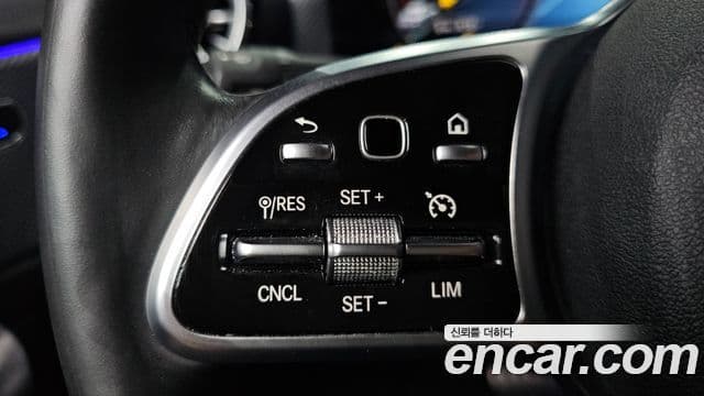 Mercedes-Benz A-Class 2021 — Фото 17/20