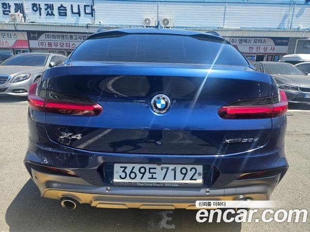 BMW X4 2019 — Фото 4/14