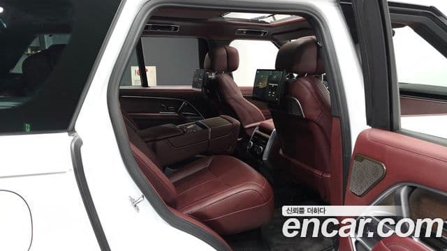 Land Rover Range Rover 2025 — ფოტო 12/20