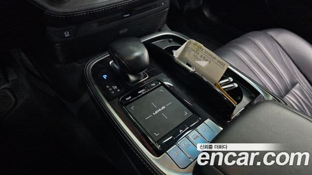Lexus LS500h 2018 — Şəkil 9/20