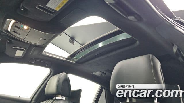 Lexus LS500h 2018 — Şəkil 18/20