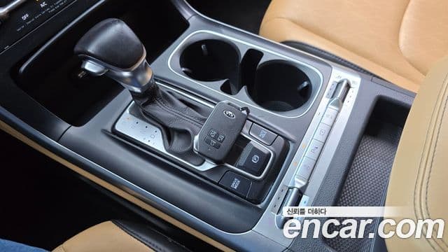 Kia Carnival 2020 — Фото 9/20