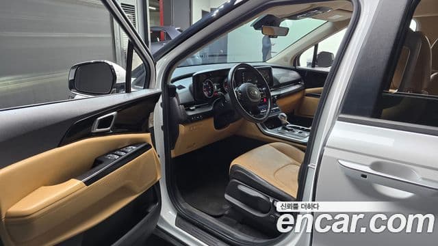 Kia Carnival 2020 — Фото 10/20
