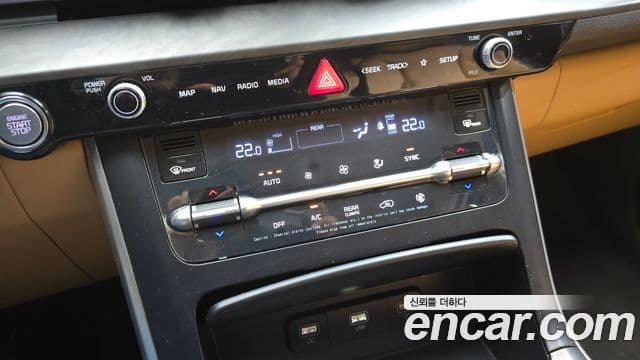 Kia Carnival 2020 — Фото 18/20