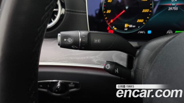Mercedes-Benz E-Class 2022 — Фото 16/20