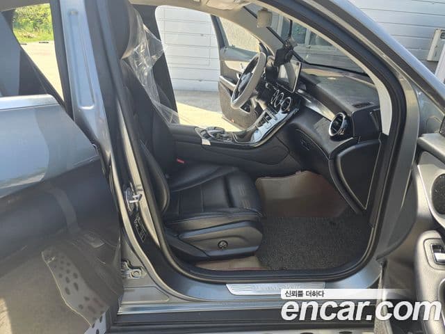Mercedes-Benz GLC-Class 2018 — ფოტო 15/20