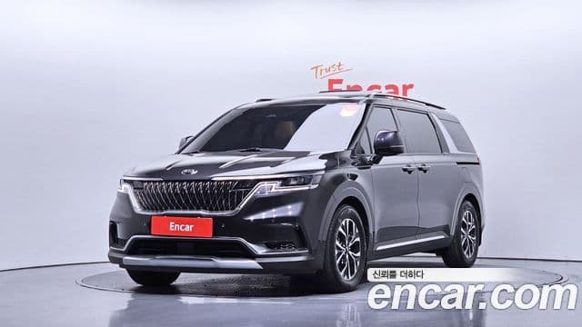Kia Carnival 2020 — Фото 1/20