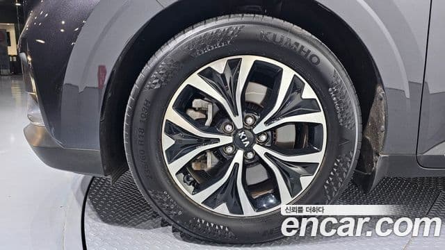 Kia Carnival 2020 — Фото 5/20