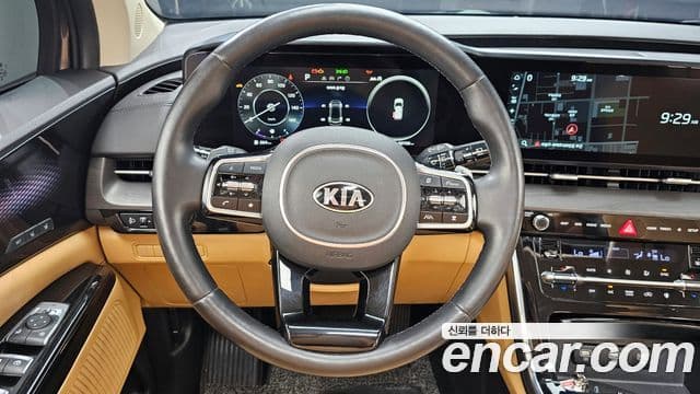 Kia Carnival 2020 — Фото 14/20