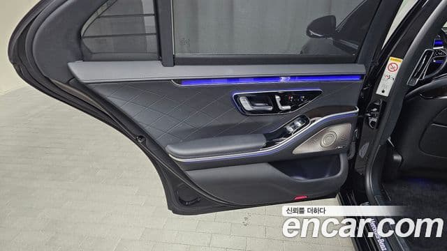 Mercedes-Benz S-Class 2021 — Photo 5/32