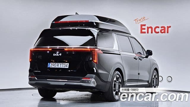 Kia Carnival 2024 — Фото 2/20