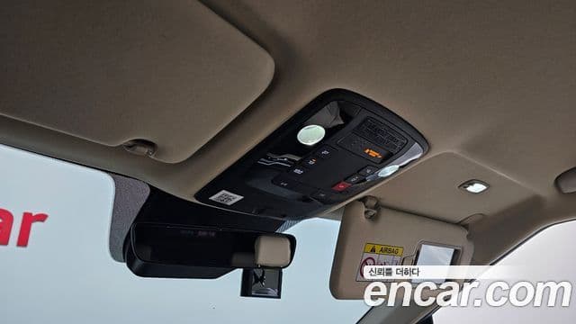 Kia Carnival 2024 — Фото 15/20