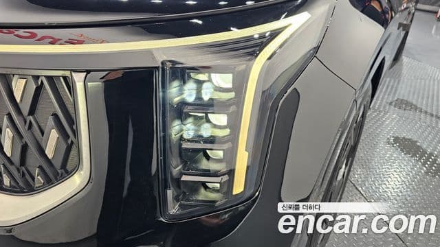Kia Carnival 2024 — Photo 19/34