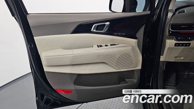 Kia Carnival 2024 — Photo 5/34