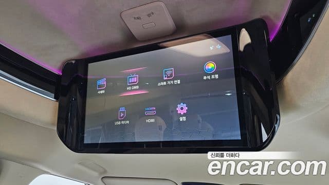 Kia Carnival 2024 — Photo 21/34
