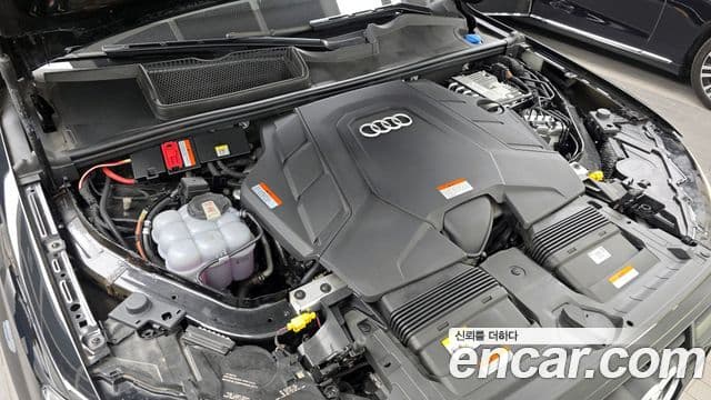 Audi Q7 2023 — Photo 6/20