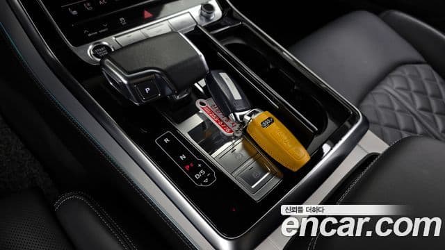 Audi Q7 2023 — Photo 14/20