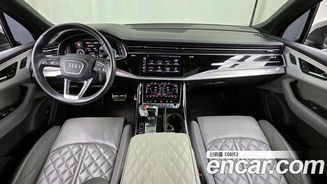 Audi Q7 2022 — Photo 15/20