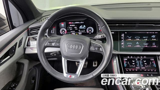 Audi Q7 2022 — Photo 12/20