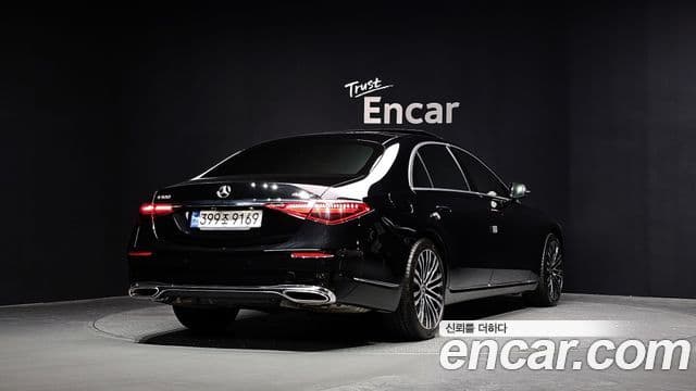 Mercedes-Benz S-Class 2022 — ფოტო 2/20
