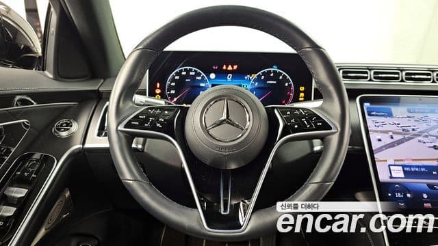 Mercedes-Benz S-Class 2022 — ფოტო 13/20