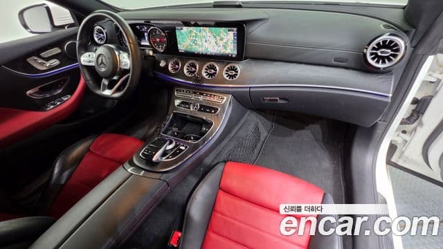 Mercedes-Benz E-Class 2019 — Photo 10/20