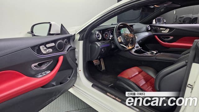 Mercedes-Benz E-Class 2019 — Photo 4/20