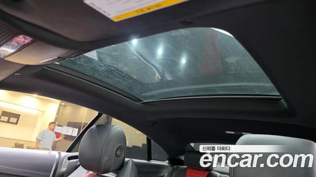 Mercedes-Benz E-Class 2019 — Photo 3/20