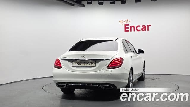 Mercedes-Benz C-Class 2018 — Şəkil 4/20