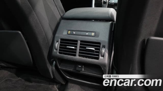 Land Rover Discovery Sport 2020 — ფოტო 18/20