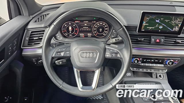 Audi Q5 2020 — Şəkil 14/20