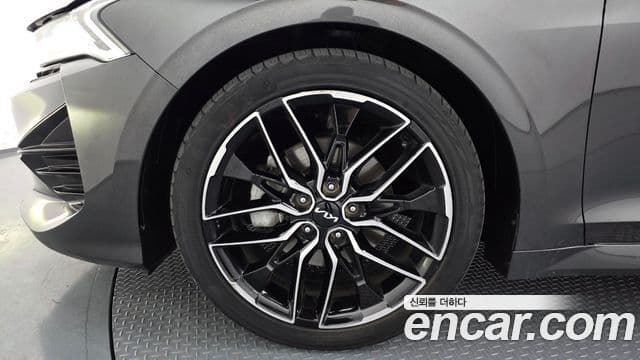 Kia K5 2021 — Photo 3/20