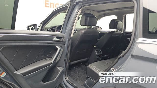Volkswagen Tiguan 2024 — Photo 11/20