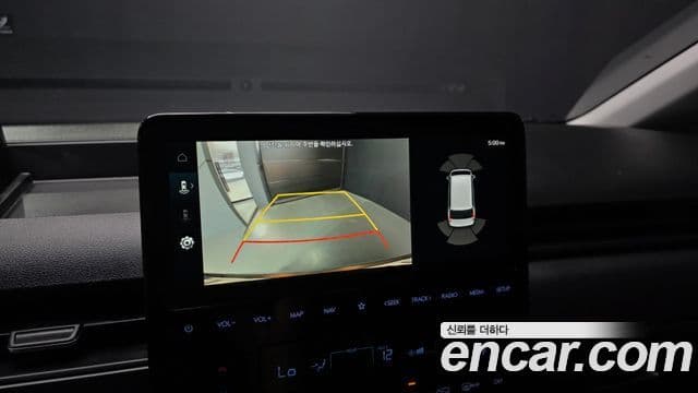 Hyundai Staria 2025 — Şəkil 15/20