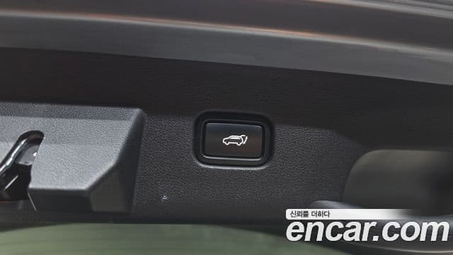 Kia Sportage 2021 — ფოტო 17/20