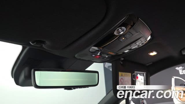 Kia Sorento 2023 — ფოტო 18/20