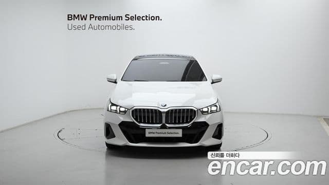 BMW 5 Series 2024 — ფოტო 2/20