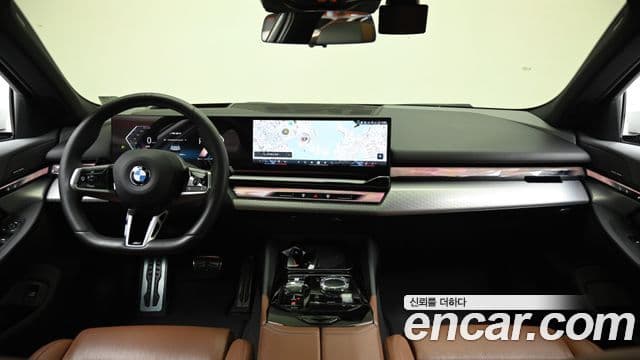 BMW 5 Series 2024 — ფოტო 6/20