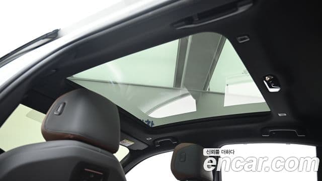 BMW 5 Series 2024 — ფოტო 19/20
