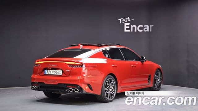 Kia Stinger 2020 — ფოტო 2/20