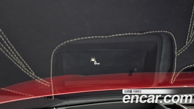 Kia Stinger 2020 — ფოტო 15/20