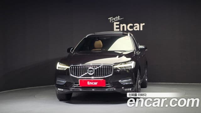 Volvo XC60 2018 — ფოტო 3/20