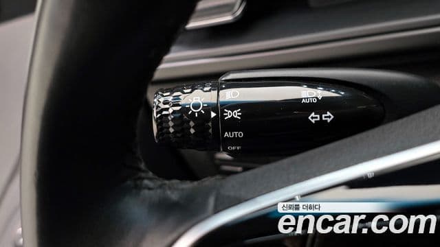 Hyundai Staria 2022 — ფოტო 16/20